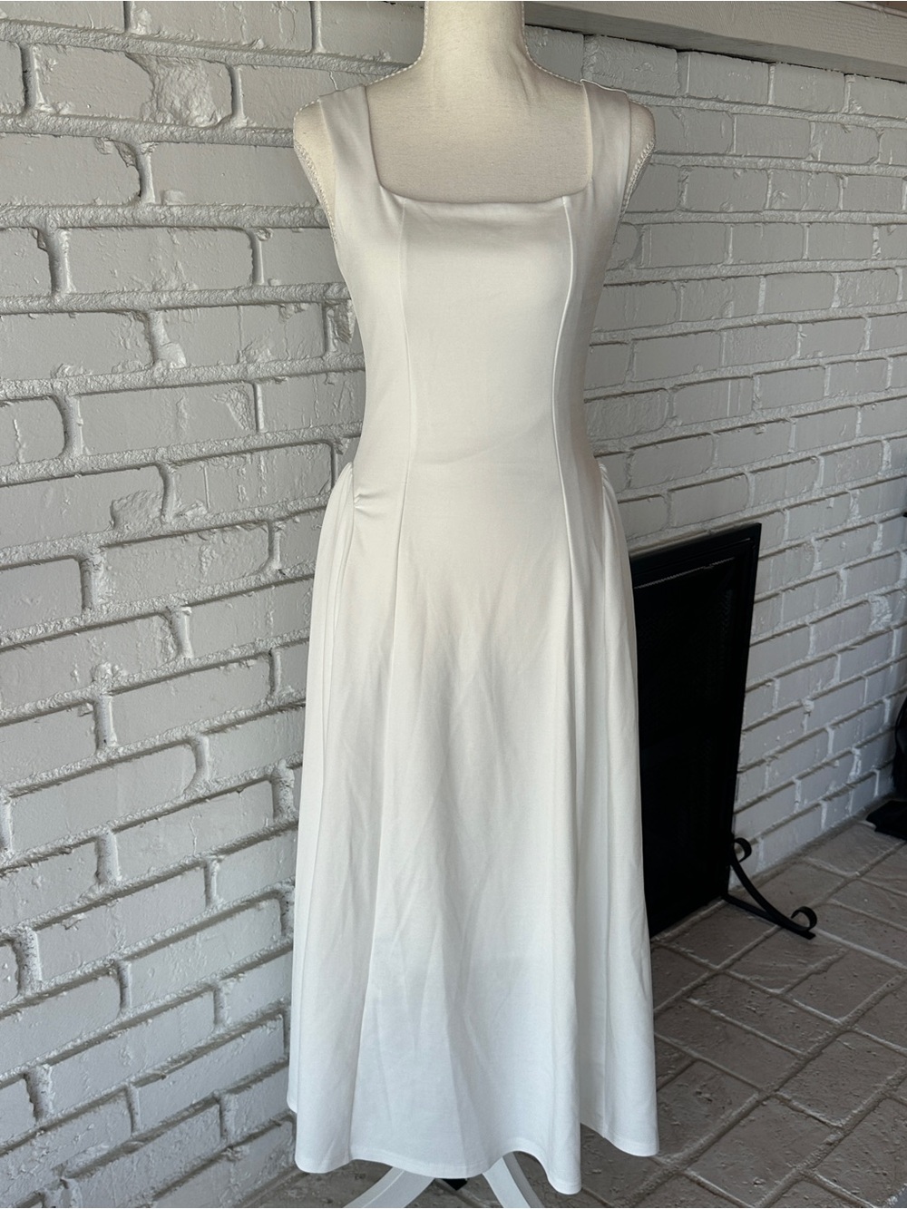 Du Du Bridal Sleeveless Square Neck Fitted Midi Dress White Satin - S